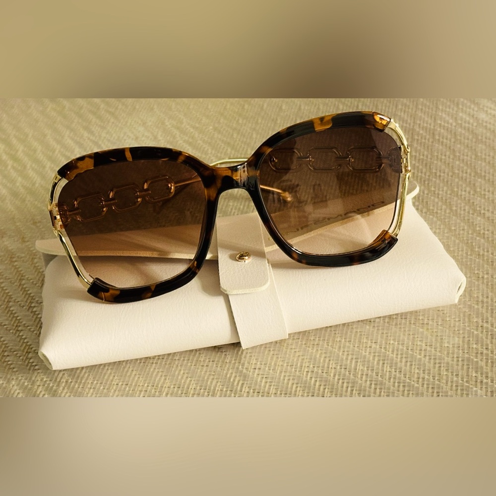 Leopard Printed Sunglasses